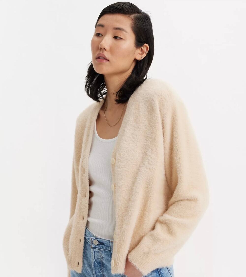 Levi's Betty Cardigan Sweater Sz XL Safari White Relaxed Fit Fuzzy Cozy Boho